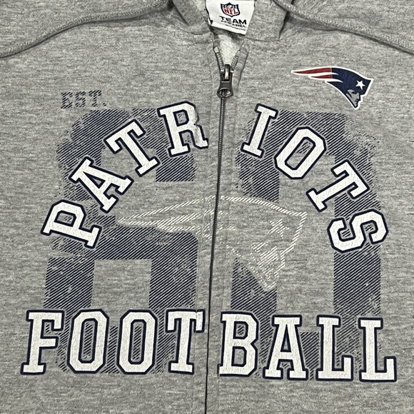 New England Patriots Womens Gray NFL Hoodie Sports Zip Up Sweatshirt - Picture 2 of 3